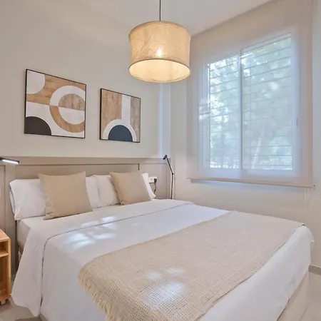 شقة Spaces Garden Condo-2 Bedrooms, 2 Bathrooms, Garden Terrace, Near Center, Sleeps Up To 6- Monthly Only