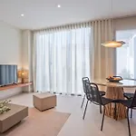 Spaces Garden Condo-2 Bedrooms, 2 Bathrooms, Garden Terrace, Near Center, Sleeps Up To 6- Monthly Only Apartment