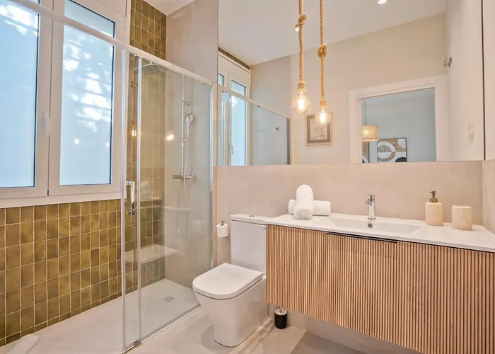 Spaces Garden Condo-2 Bedrooms, 2 Bathrooms, Garden Terrace, Near Center, Sleeps Up To 6- Monthly Only Сіджас