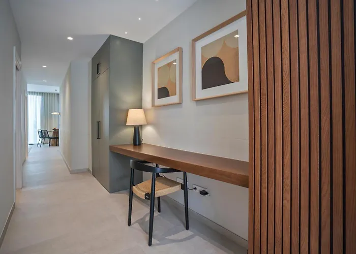 Spaces Garden Condo-2 Bedrooms, 2 Bathrooms, Garden Terrace, Near Center, Sleeps Up To 6- Monthly Only Сіджас